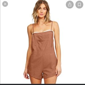 NWT- Billabong short overalls